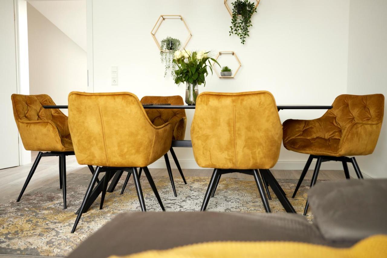 Schlossberg Residences - Xxl-Design-Apartment Mit Schlossblick Fuer Bis Zu 12 Personen Schwetzingen Esterno foto