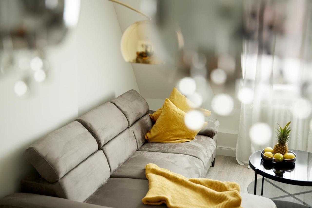 Schlossberg Residences - Xxl-Design-Apartment Mit Schlossblick Fuer Bis Zu 12 Personen Schwetzingen Esterno foto